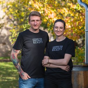 T-Shirt – Looking for specialty beauty